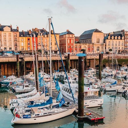 "Hinkley" Centre Ville Place De Parking Prive Dieppe Exterior foto